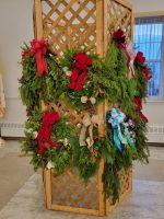 2022HollyFaireWreaths