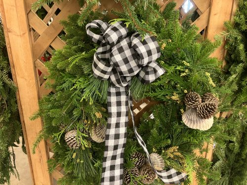 2023-holly-fair-wreath